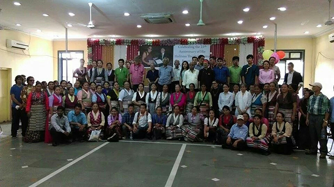 Friends of Tibet Members and supporters with Tibetan Sweater Sellers Association, Mumbai during the Human Rights Day observance on December 10, 2014 at Sharada Bhavan, Dadar, Mumbai.