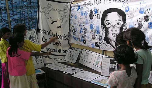 'Indian Cartoonists on Tibet' exhibition in Chennai, Tamil Nadu. (Photo: Friends of Tibet)