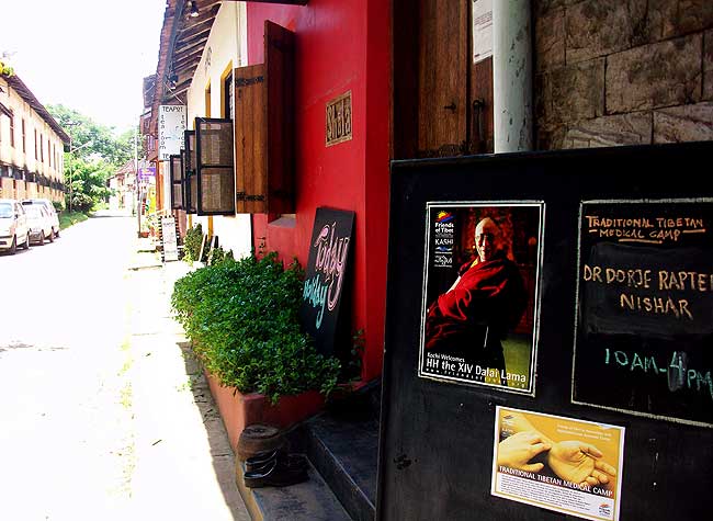 Kochi Gets Ready for Traditional Tibetan Medical Camp (Photos: Friends of Tibet)