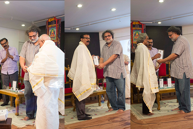 Tushar Gandhi felicitates political cartoonist Yesudasan and contemporary Indian artists Shri Francis Kodenkandath and Shri Alexander Devasia for their selfless support in creating awareness through creative art forms and relentlessly working towards the Tibet cause for the last few decades.