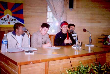 Tibetan poet-activist speaking in AMU being watched oevr by AMU Students Union General Secretary Suleman