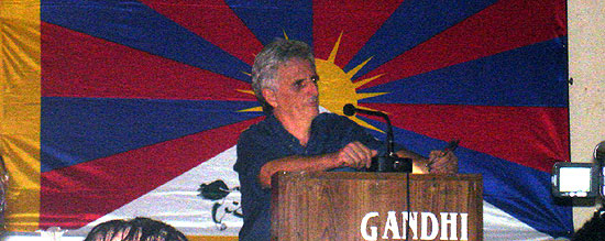 French Tibetologist and writer Shri Claude Arpi presents his views during the 'Conference for an Independent Tibet' in New Delhi on June 24, 2007. (Photo: Friends of Tibet)