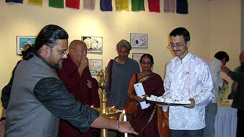 Cartoonist and Associate Editor of India Today Shri Ravi Shankar inaugurates 'Indian Cartoonists on Tibet' at the India Habitat Centre, New Delhi on March 5, 2007. Shibayan Raha (Friends of Tibet) next to him.