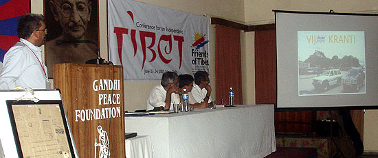 Inside The Colony: Prominent Photo-Journalist Shri Vijay Kranti does a slide-show presentation with photographs from the Chinese-occupied Tibet. He is the first ever Indian journalist who travelled inside occupied Tibet for eight days as an ordinary tourist without Beijing's patronization or direct control. (Photo: Friends of Tibet)
